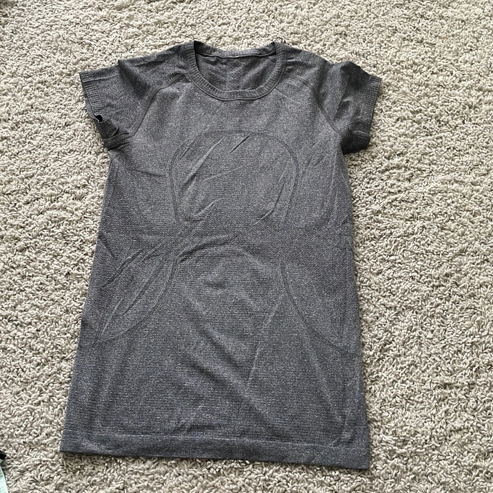 Lululemon run swiftly short sleeve